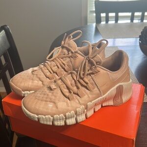 Women’s Nike Metcon 7